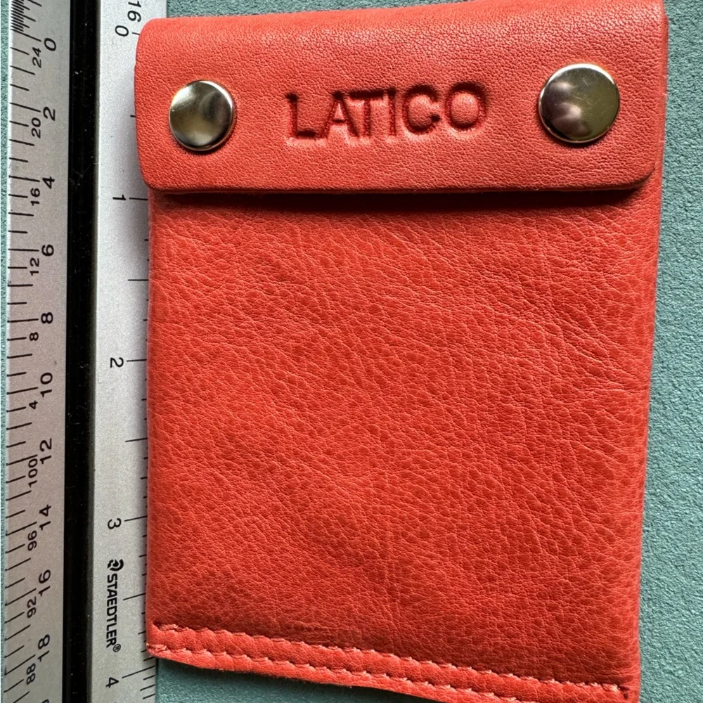 Women’s Wallets Lot of 5 - Coach, Mywalit, Latico, FashionExpress, Dog Wallet - Picture 14 of 16